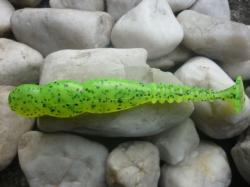 Reins Rockvibe Shad FAT 8.2cm Chartreuse Silver B31